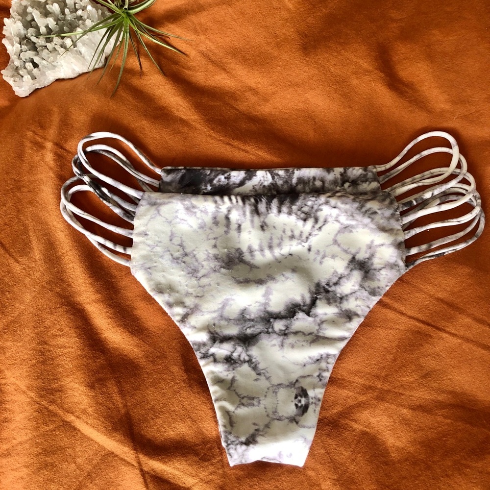 MIKOH LINAI SWIM BOTTOMS